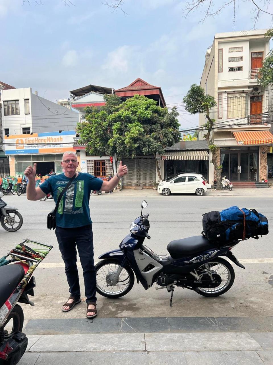 Linh Huong Riverside Homestay And Travel Lang Lap Exterior photo